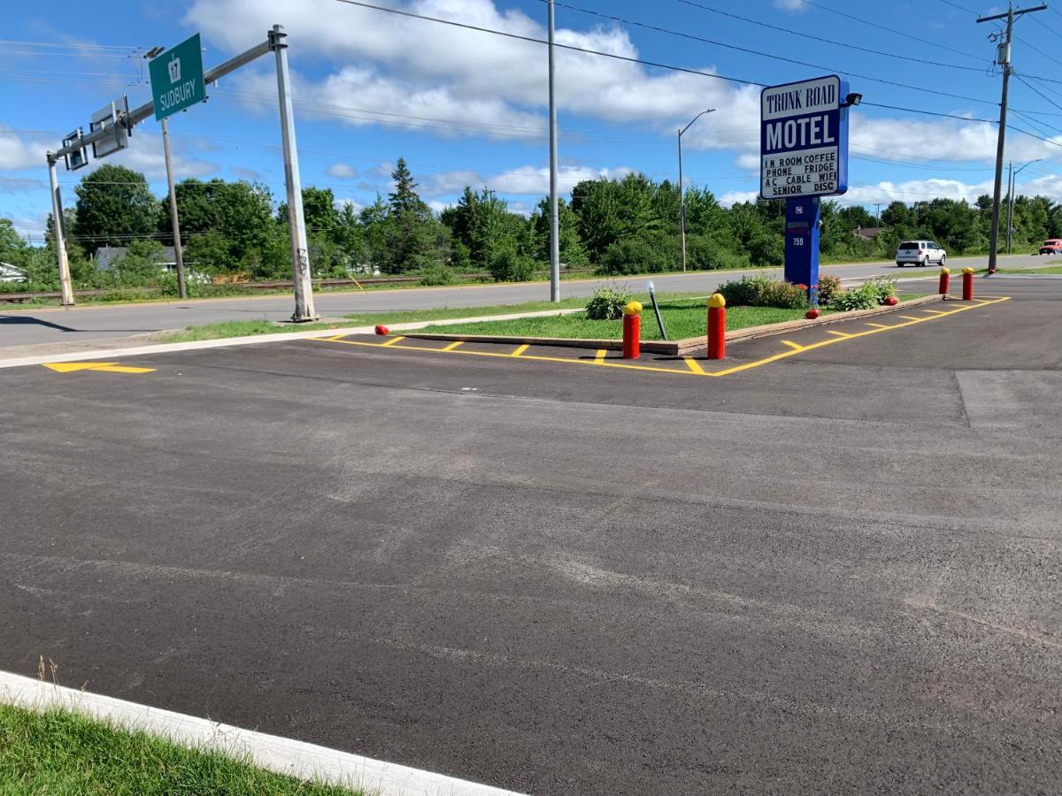 Trunk Road Motel Sault Ste. Marie Buitenkant foto